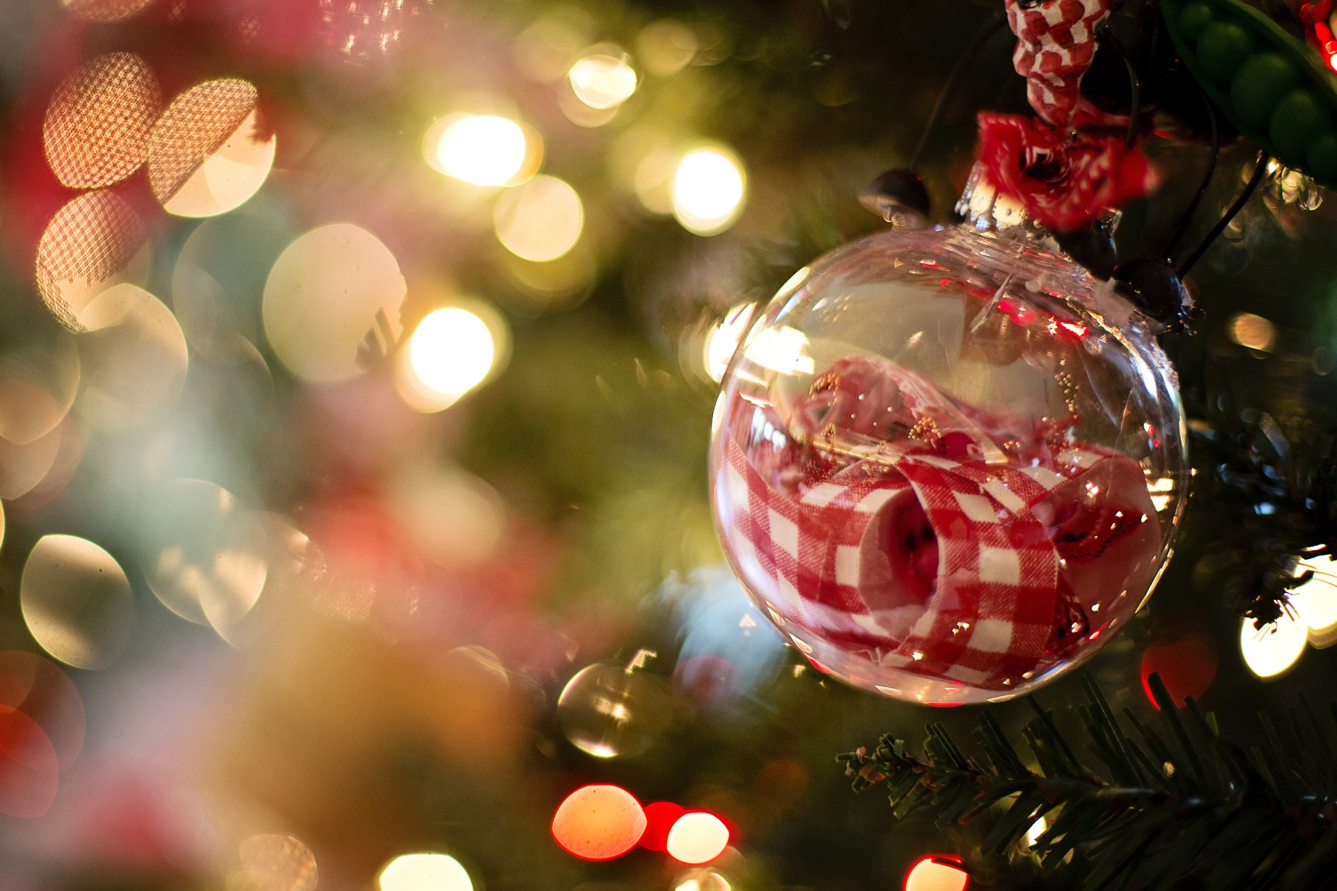 christmas-ornament-1042544_1920